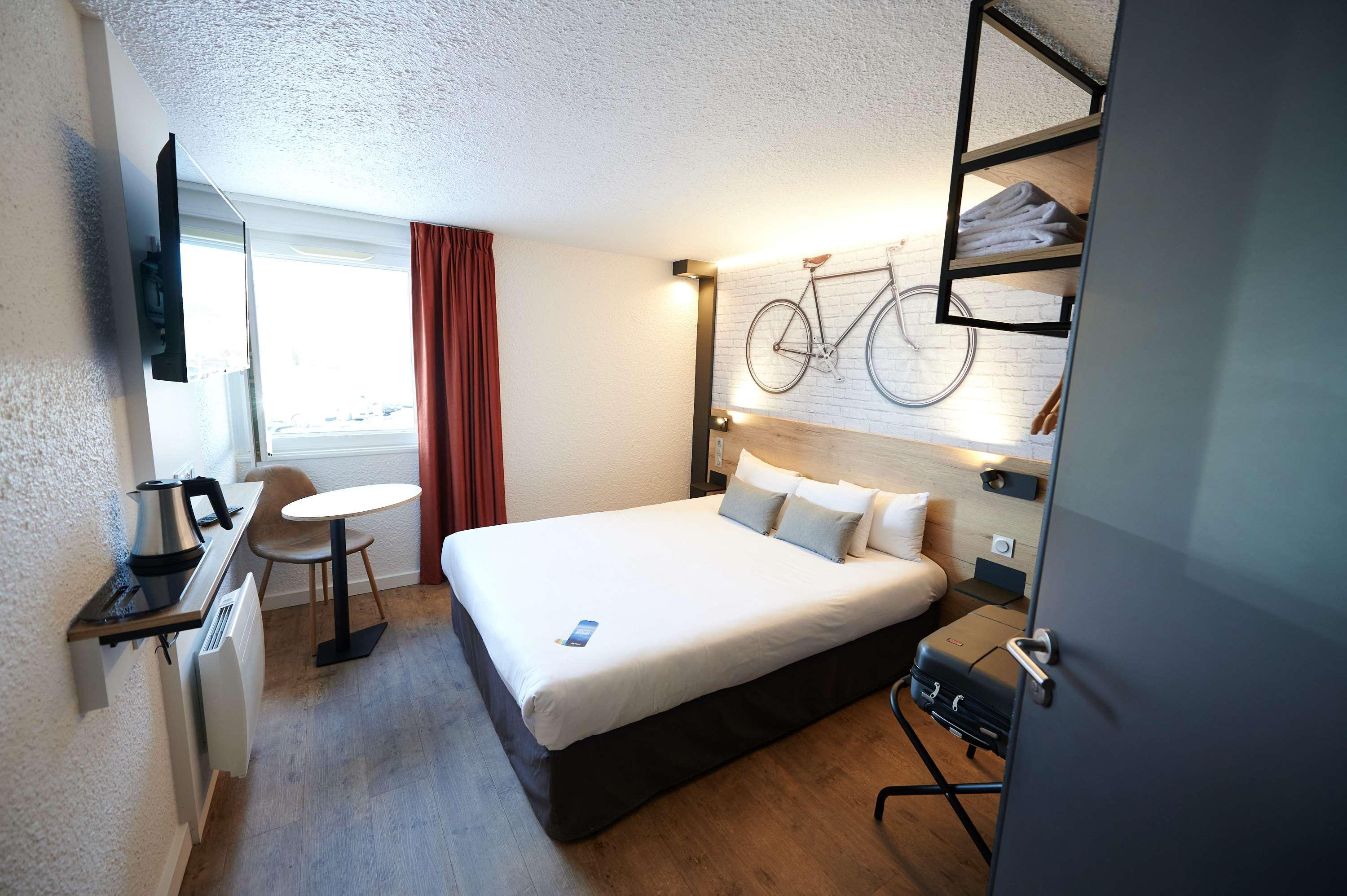 Kyriad Laval Hotel